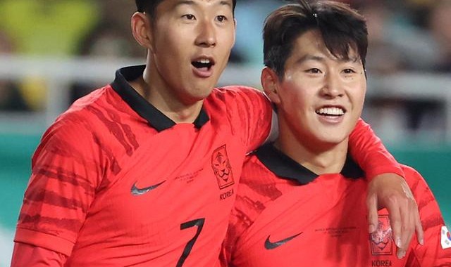 与孙兴慜“内讧”事件翻篇了？李刚仁：该听哥哥教导